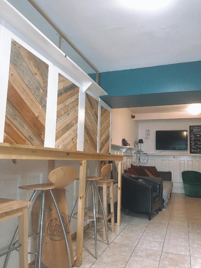 Lahinch -Beach -Surf- Hostel Exterior foto